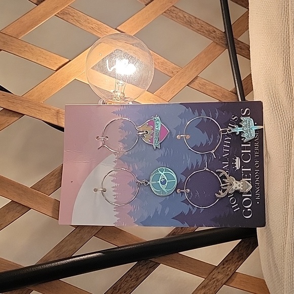 Owlcrate Other - Throne of Glass House Galathynius Goblet Charms Kingdom of Terrasen